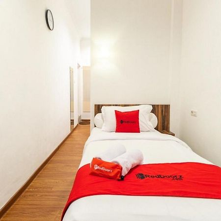 Reddoorz @ Binjai Exterior foto